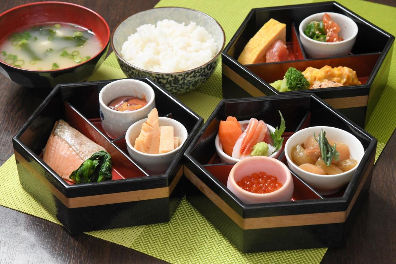 Ana Holiday Inn Sapporo Susukino By Ihg Екстериор снимка