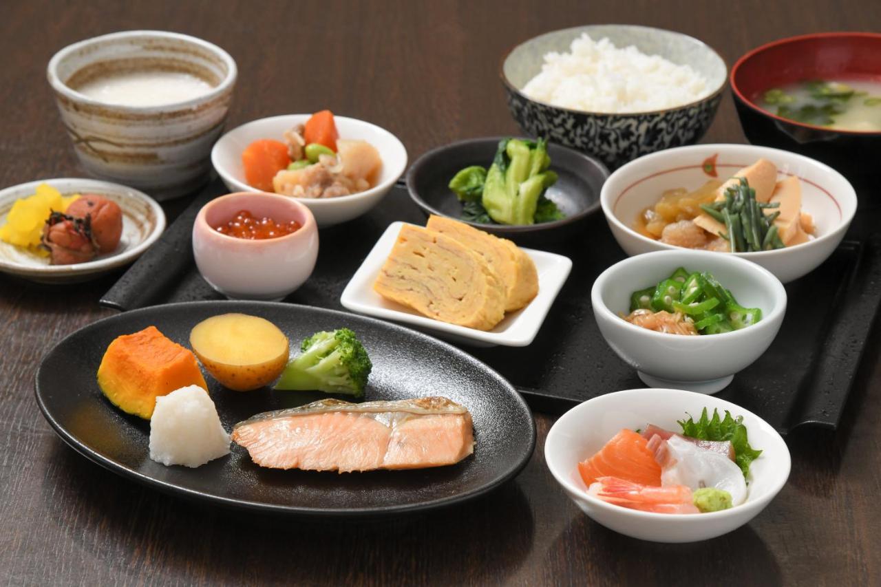Ana Holiday Inn Sapporo Susukino By Ihg Екстериор снимка